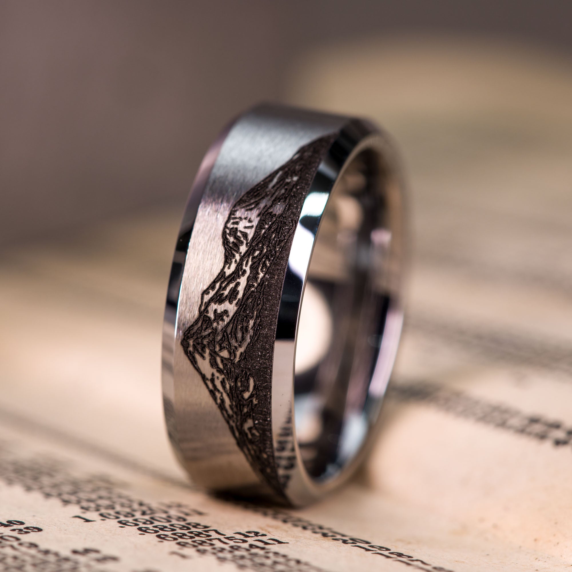 Beveled Tungsten Engraved Mt. Shasta Ring