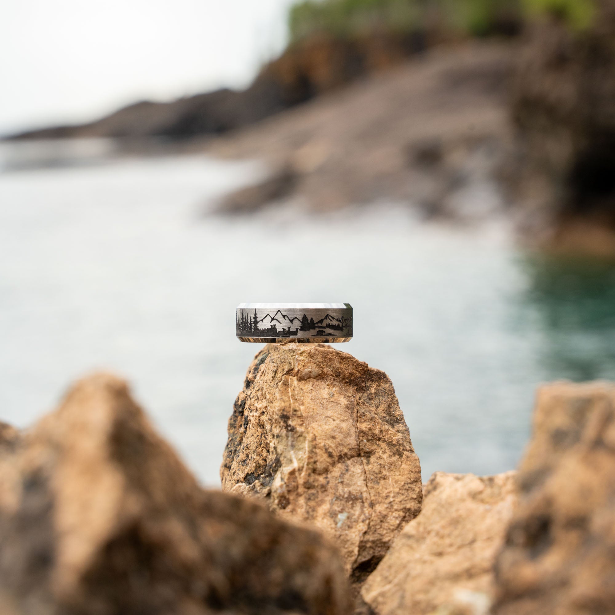 Beveled Tungsten Engraved Range Wildlife Ring