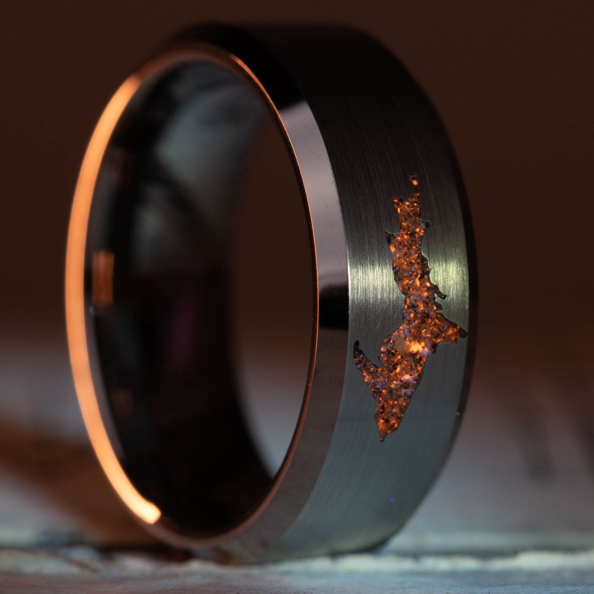 Beveled Tungsten Upper Peninsula Yooper Glow Stone Inlay Ring