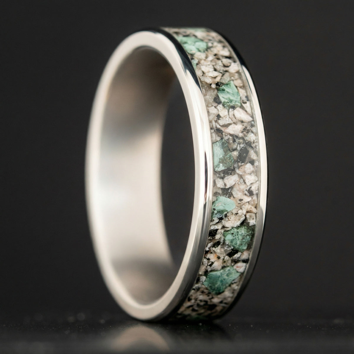 Titanium Yooper Glow Stone & Isle Royale Greenstone Inlay Ring 
