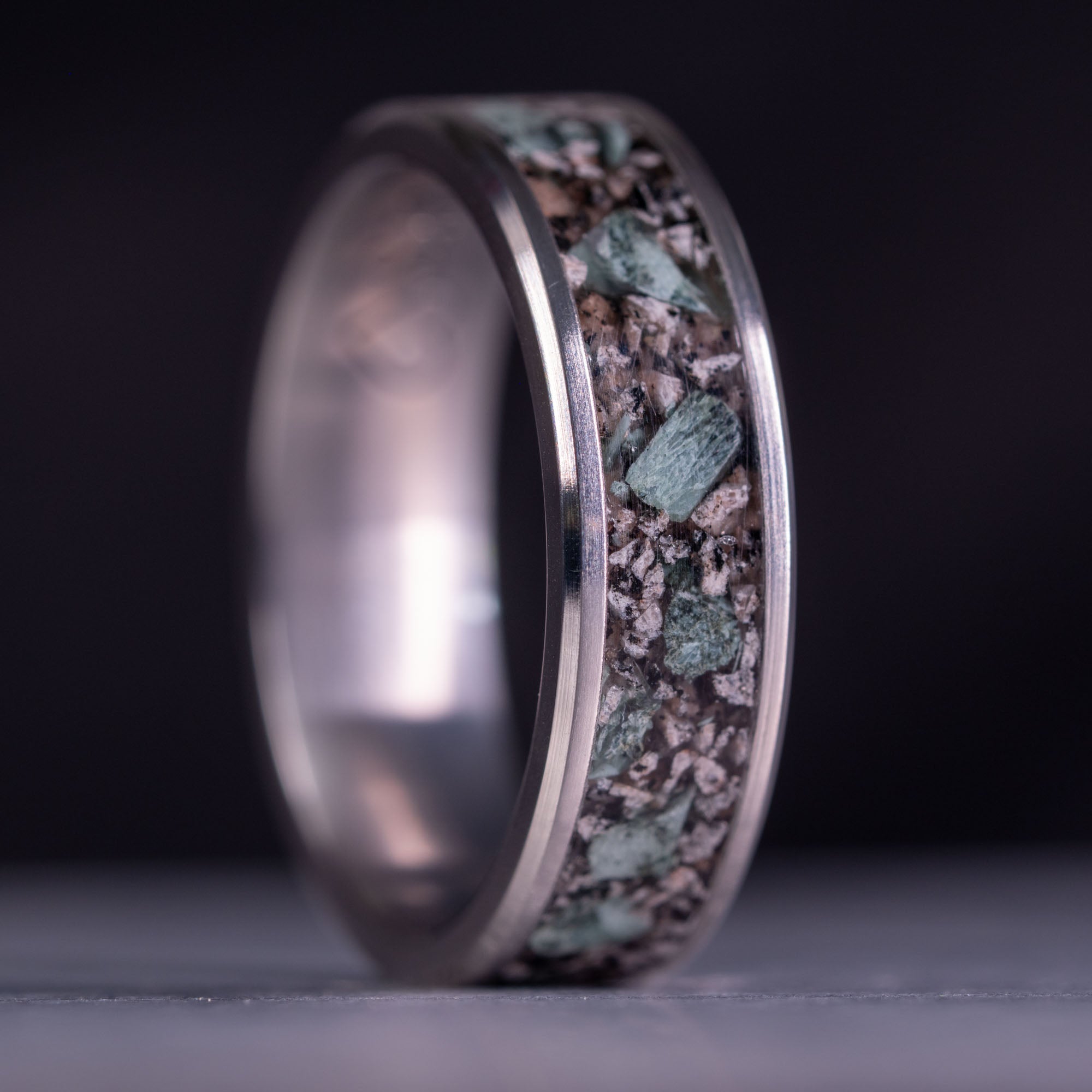 Titanium Yooper Glow Stone & Isle Royale Greenstone Inlay Ring